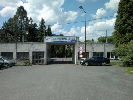 Produktionshalle zum Kauf provisionsfrei 6,06 € 6.000 m² Lagerfläche teilbar von 500 m² bis 15.000 m² Masa 478. Cinobaña 98522