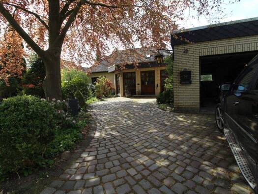 Einfamilienhaus zum Kauf 342.500 € 6 Zimmer 176 m² 1.120 m² Grundstück Nordholz 27639