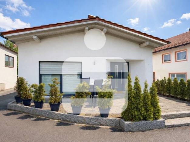 Einfamilienhaus zum Kauf 190.000 € 2 Zimmer 72 m² 373 m² Grundstück Beutelsbach Beutelsbach 94501
