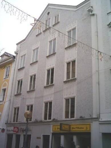 Wohnung zur Miete 920 € 3 Zimmer 116 m² Dachgeschoss, 4. Geschoss frei ab sofort Theresienstraße 8 Altstadt Passau 94032