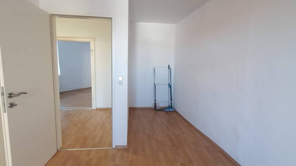 Wohnung zur Miete 311 € 3 Zimmer 56,4 m² 2. Geschoss Neunkirchen 2620