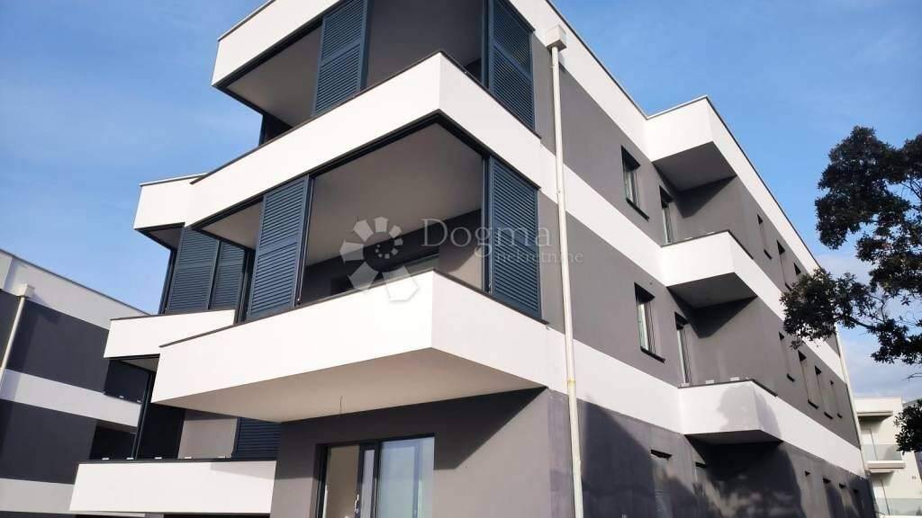 Wohnung zum Kauf 320.775 € 4 Zimmer 91 m² 1. Geschoss Pag