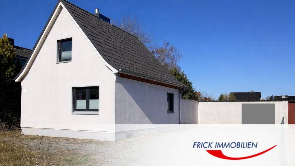 Einfamilienhaus zum Kauf 178.000 € 3 Zimmer 82 m² 825 m² Grundstück Oldenburg Oldenburg in Holstein 23758