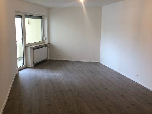 Wohnung zur Miete 1.450 € 3 Zimmer 74 m² Geschoss 1/5 frei ab 01.05.2026 Schwabing-Freimann München 80939