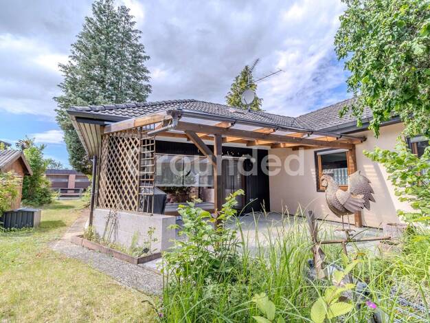 Einfamilienhaus zum Kauf 449.000 € 7 Zimmer 197,3 m² 757 m² Grundstück Bogenstraße 3 Buttendorf Roßtal 90574
