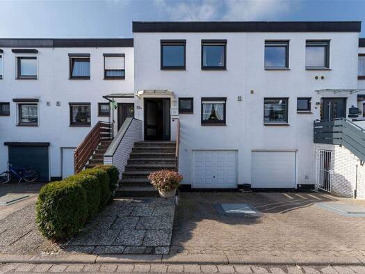 Reihenmittelhaus zum Kauf 349.000 € 3 Zimmer 114 m² 200 m² Grundstück frei ab 01.05.2026 Hittfeld Seevetal 21218