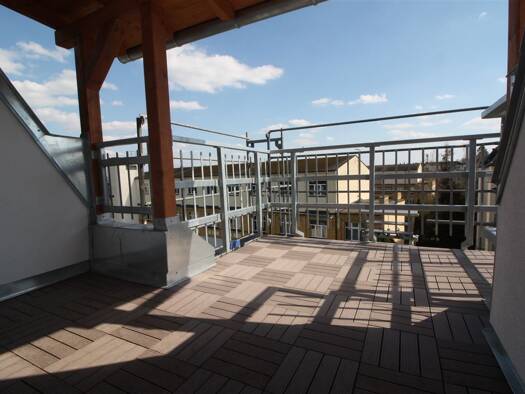 Wohnung zur Miete 610 € 4 Zimmer 109,5 m² 3. Geschoss Jahnstraße 2 Westend Plauen 08523