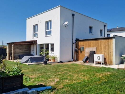 Haus zur Miete - Erstbezug 1.620 € 135 m² 400 m² Grundstück Diersbach 4776