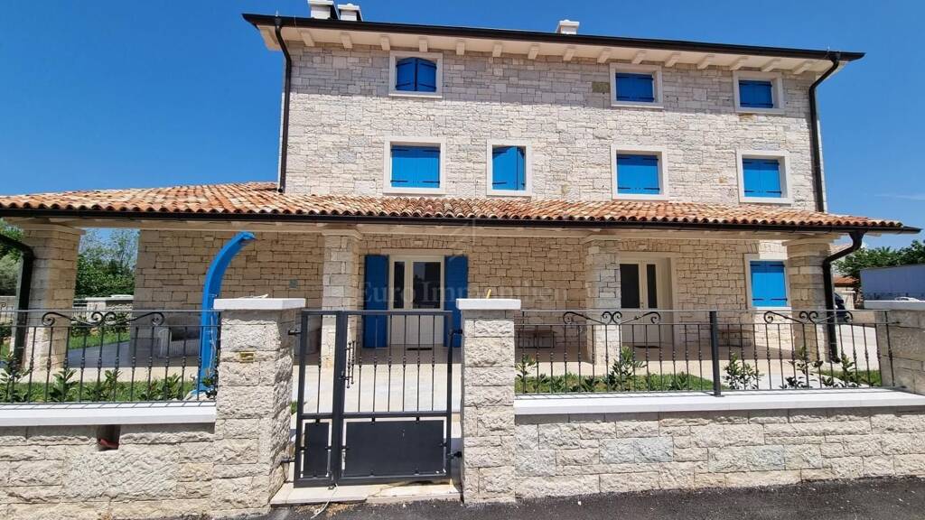 Haus zum Kauf 450.000 € 5 Zimmer 138 m² 65 m² Grundstück Umag