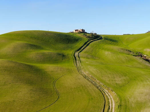 Land-/Forstwirtschaft zum Kauf 900.000 € 1.300 m² 30.000 m² Grundstück Aschiano - Siena 53041