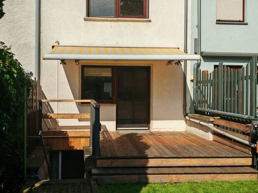 Reihenhaus zum Kauf provisionsfrei 139.000 € 5 Zimmer 98 m² 121 m² Grundstück Merseburg 06217