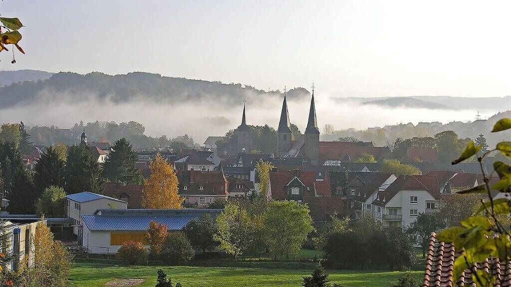 Laden zur Miete provisionsfrei 2 Zimmer 60 m² Verkaufsfläche Unter dn Linden 18 Schlüchtern 36381