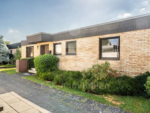 Bungalow zum Kauf 399.000 € 3 Zimmer 94,3 m² 305 m² Grundstück Keldenich Wesseling 50389