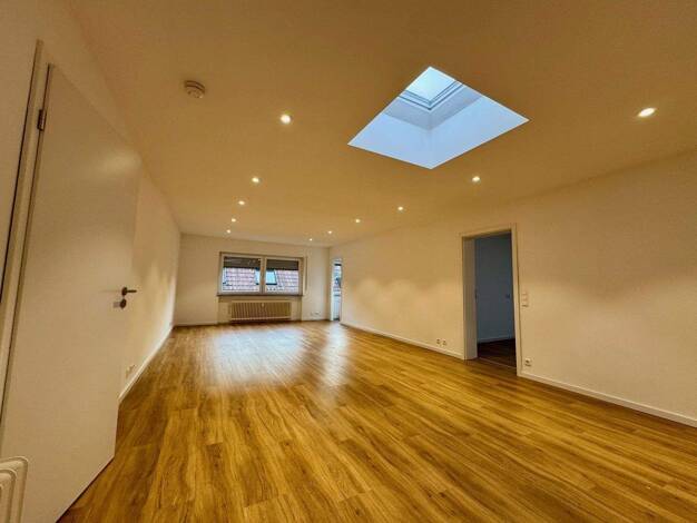 Mehrfamilienhaus zur Miete 1.300 € 3 Zimmer 108 m² 600 m² Grundstück Durmersheim 76448