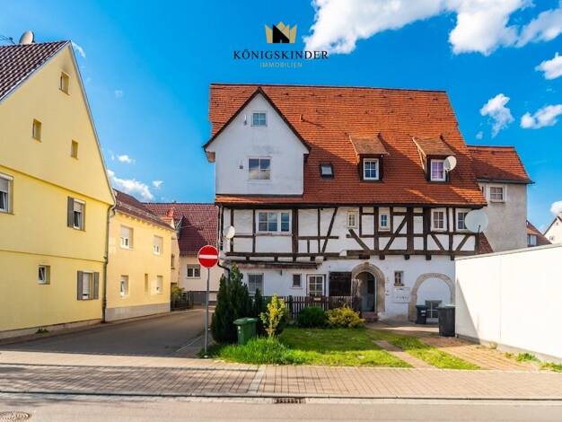 Mehrfamilienhaus zum Kauf als Kapitalanlage geeignet 499.000 € 11 Zimmer 280 m² 300 m² Grundstück Magstadt Magstadt 71106