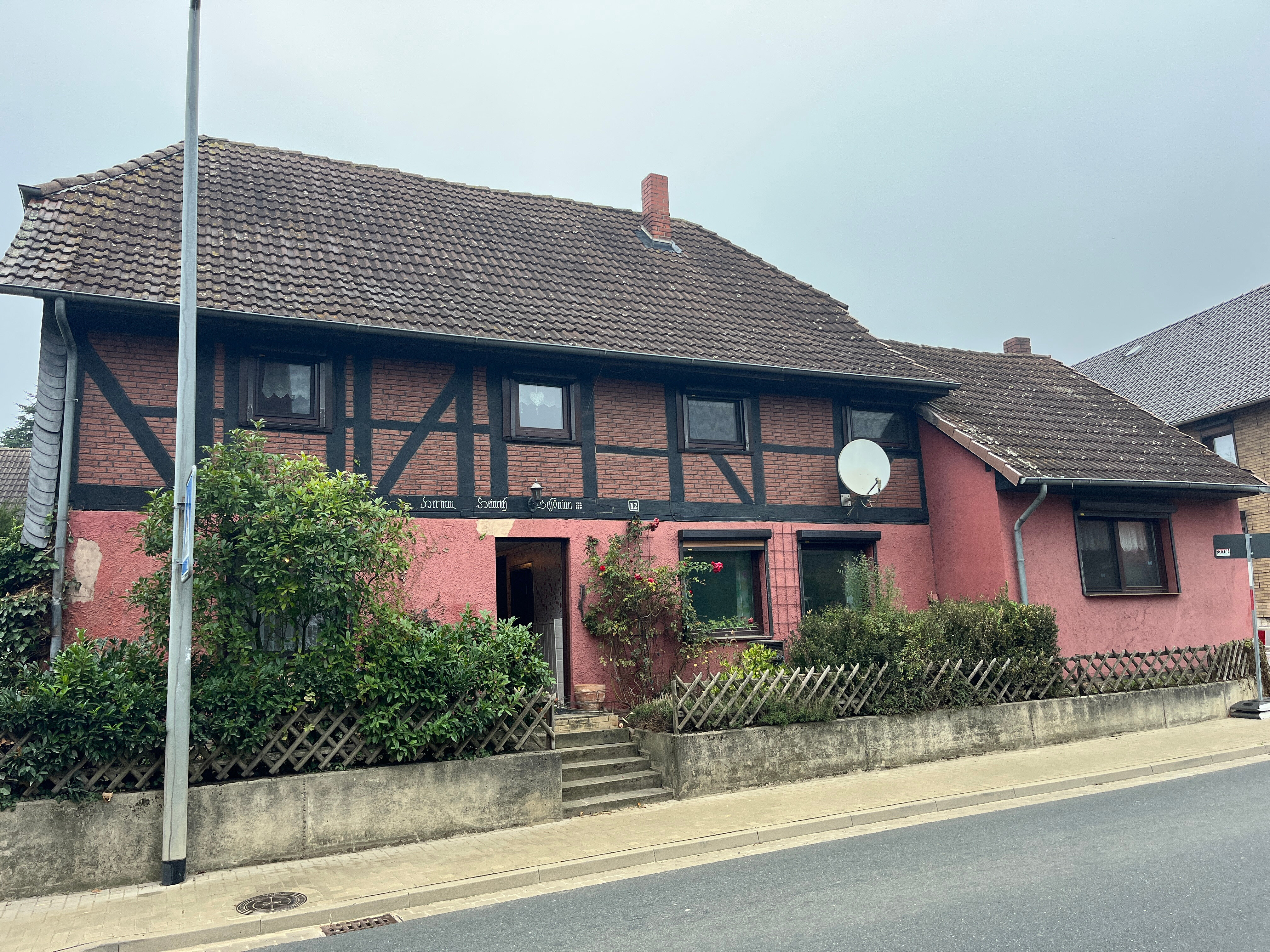 Einfamilienhaus zum Kauf 176.000 € 8 Zimmer 188 m²<br/>Wohnfläche 460 m²<br/>Grundstück Hordorf Cremlingen 38162