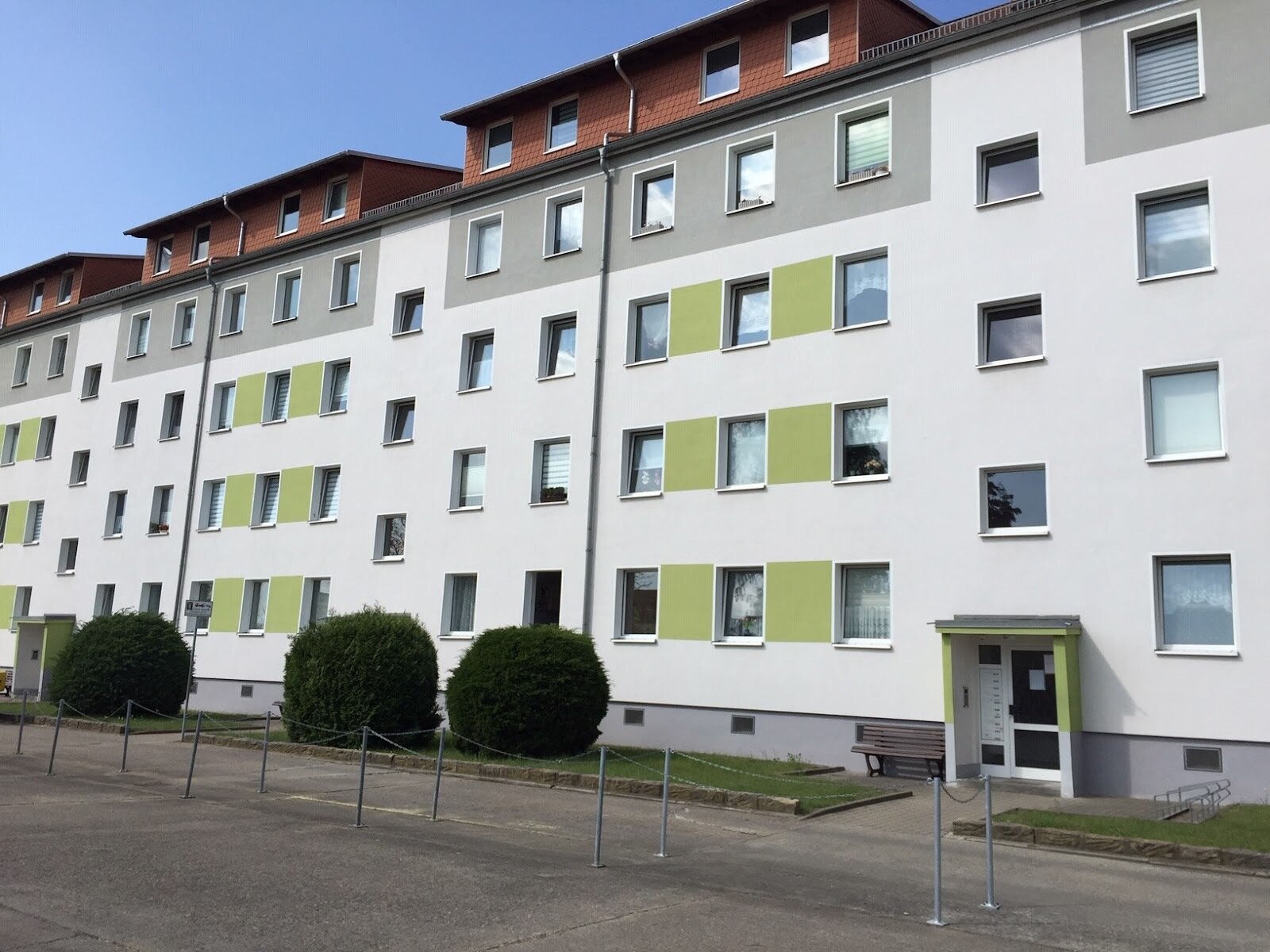 Wohnung zur Miete 345 € 2 Zimmer 53 m²<br/>Wohnfläche 1.<br/>Geschoss 01.03.2025<br/>Verfügbarkeit Siegfried-Rädel-Straße 4 Heidenau 01809