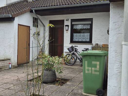 Reihenhaus zum Kauf provisionsfrei 230.000 € 4,5 Zimmer 88 m² 271 m² Grundstück Neuwied 56564