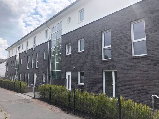 Wohnung zur Miete 1.075 € 2 Zimmer 69,1 m² 1. Geschoss frei ab 01.09.2026 Kieler Str. 53 A- 55 A Bönningstedt 25474