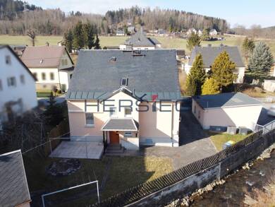 Einfamilienhaus zum Kauf 129.000 € 10 Zimmer 117 m² 530 m² Grundstück Thum-Herold Thum / Herold 09419