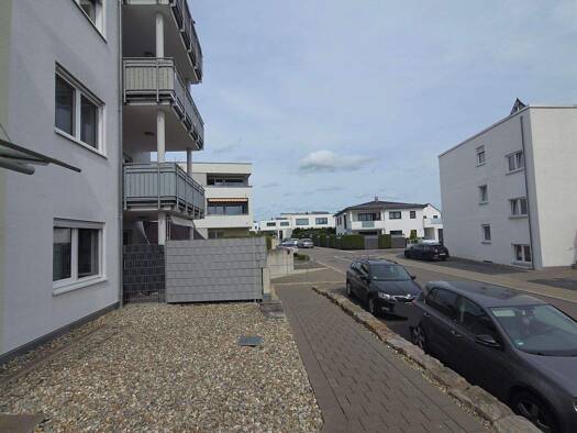 Terrassenwohnung zum Kauf 398.000 € 4,5 Zimmer 105 m² Laupheim Laupheim 88471