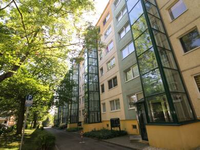 Wohnung zur Miete 366 € 3 Zimmer 69 m² 5. Geschoss frei ab sofort Eichenstraße 12 Lusan Gera 07549