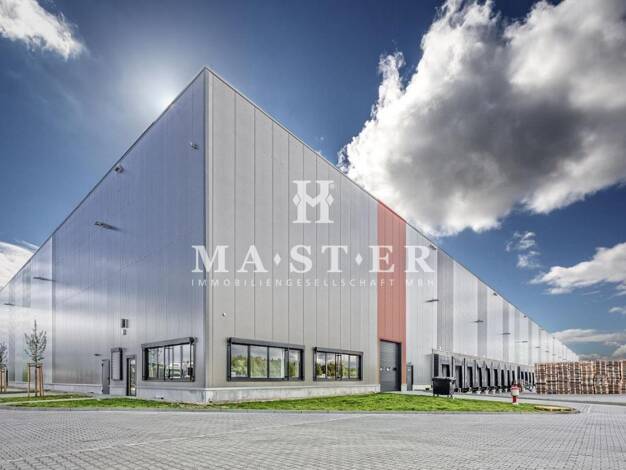 Lagerhalle zur Miete 10.000 m² Lagerfläche teilbar ab 5.000 m² Bäckermühle Pilsting 94431