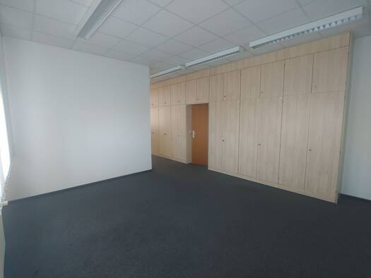 Bürofläche zur Miete provisionsfrei 10 Zimmer 75 m² Bürofläche Gerichshain Machern 04827