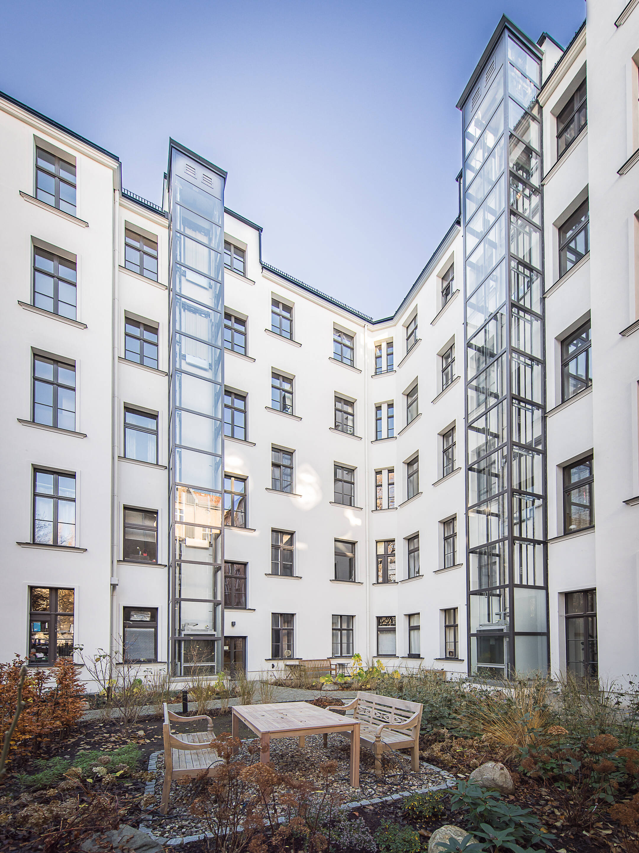 Erstbezug nach individueller Sanierung: Stuck-Altbau mit Tiergarten Blick - provisionsfrei - – Lüneburger Straße 28, 10557 Berlin – Vorschaubild 18