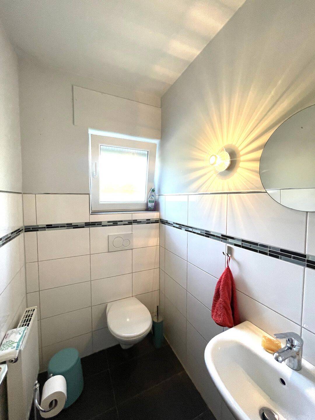 Immobilie in Sankt Ingbert - St. Ingbert - Rohrbach. Großer Bungalow am Waldrand in bevorzugter Lage  - Bild 4