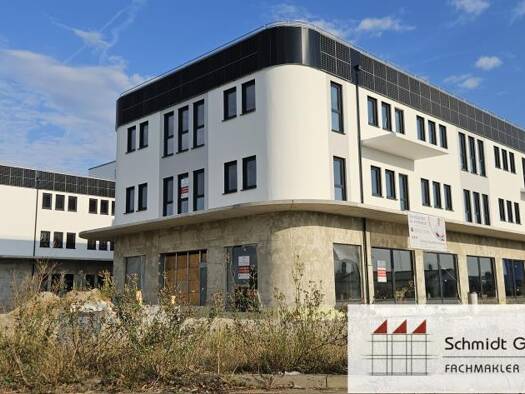 Bürofläche zur Miete - Erstbezug 2.900 m² Bürofläche teilbar ab 100 m² Adelsdorf Adelsdorf 91325
