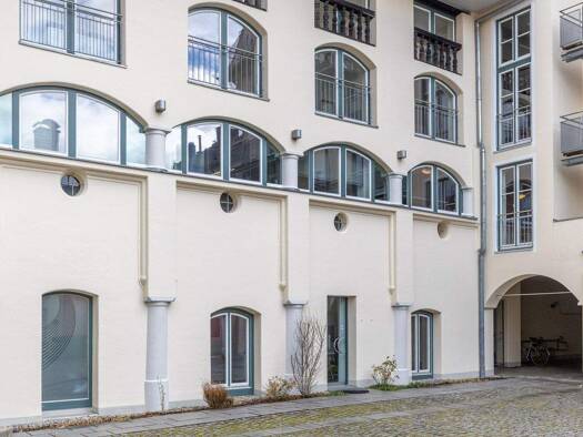 Bürofläche zum Kauf 395.000 € 3 Zimmer Landsberg Landsberg am Lech 86899