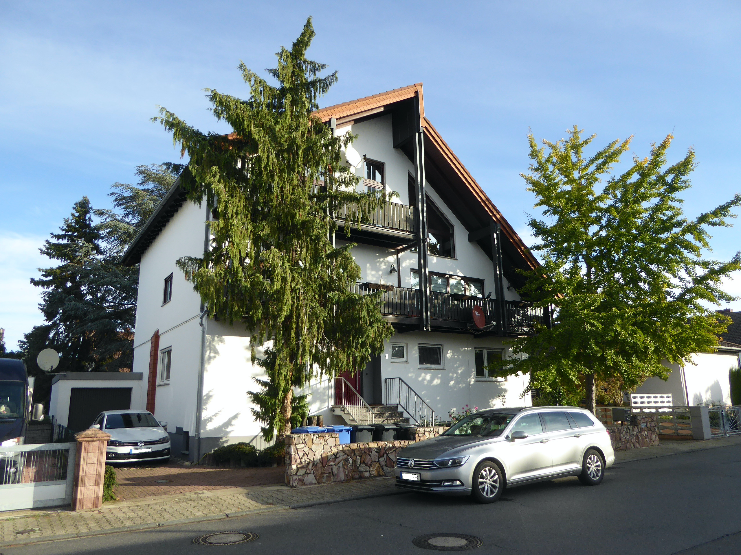 Mehrfamilienhaus zum Kauf 982.000 € 12 Zimmer 366 m²<br/>Wohnfläche 580 m²<br/>Grundstück Egerstraße 6 Goddelau Riedstadt 64560