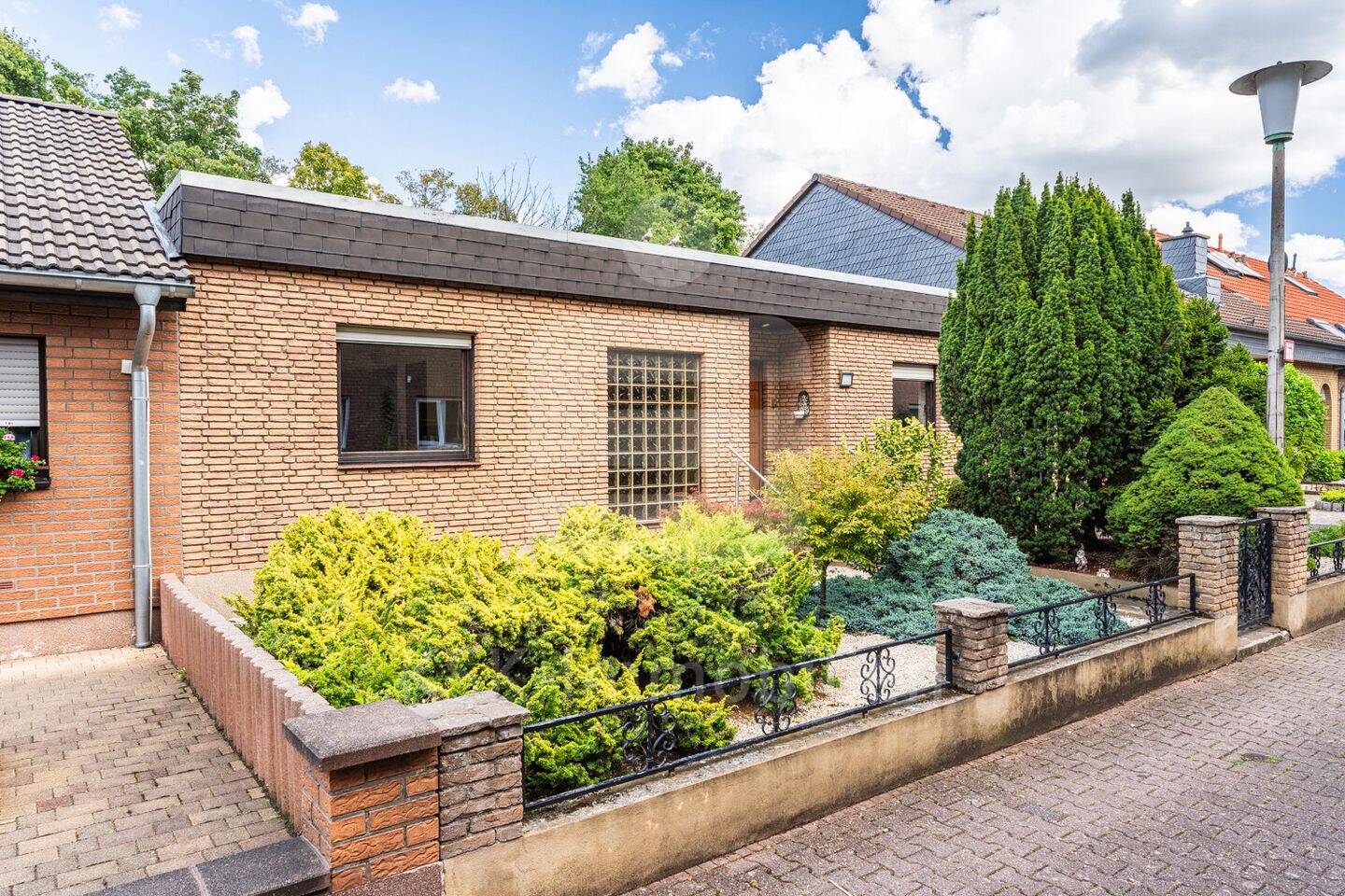 Bungalow zum Kauf - Ansicht 2