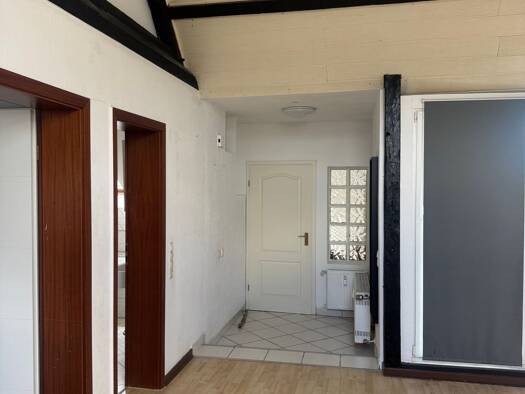 Wohnung zur Miete 585 € 3 Zimmer 78 m² Geschoss 2/3 frei ab 01.09.2026 Kirchenstraße 25 Buir Kerpen 50170