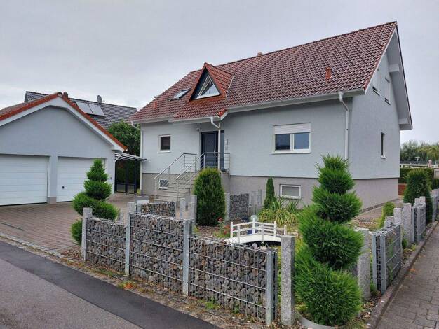 Mehrfamilienhaus zum Kauf provisionsfrei 680.000 € 7 Zimmer 176 m² 551 m² Grundstück frei ab sofort Am Schwefelgraben 3 Mühlhausen Mühlhausen-Ehingen 78259