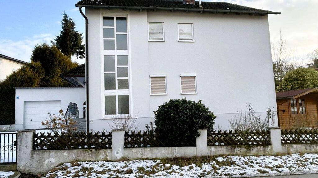 Einfamilienhaus zum Kauf 265.000 € 6 Zimmer 125 m² 647 m² Grundstück Poldering Landau / Zeholfing 94405