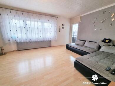 Wohnung zum Kauf 199.000 € 3 Zimmer 85,7 m² 2. Geschoss Rommelhausen Limeshain / Rommelhausen 63694