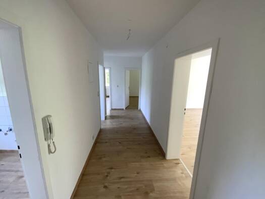 Wohnung zur Miete 569 € 4 Zimmer 83,4 m² 1. Geschoss Königsberger Straße 16 Plettenberg 58840