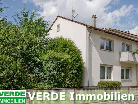 Mehrfamilienhaus zum Kauf als Kapitalanlage geeignet 439.000 € 6 Zimmer 128,4 m² 371 m² Grundstück Südoststadt Pforzheim 75175
