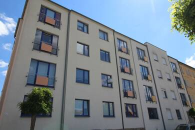 Wohnung zur Miete 530 € 3 Zimmer 83,5 m² 1. Geschoss frei ab 01.09.2025 Parkstraße 12 Limbach-Oberfrohna Limbach-Oberfrohna 09212