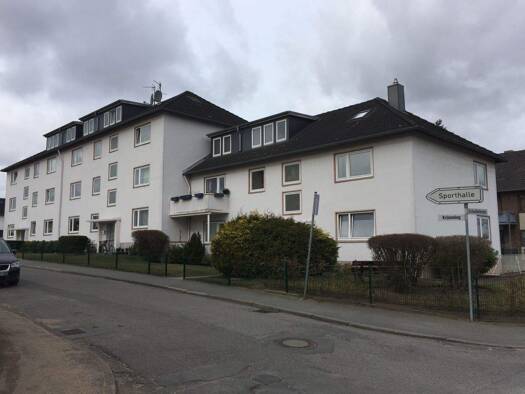 Wohnung zum Kauf 129.000 € 2,5 Zimmer 63 m² 2. Geschoss Schlutup Lübeck 23568