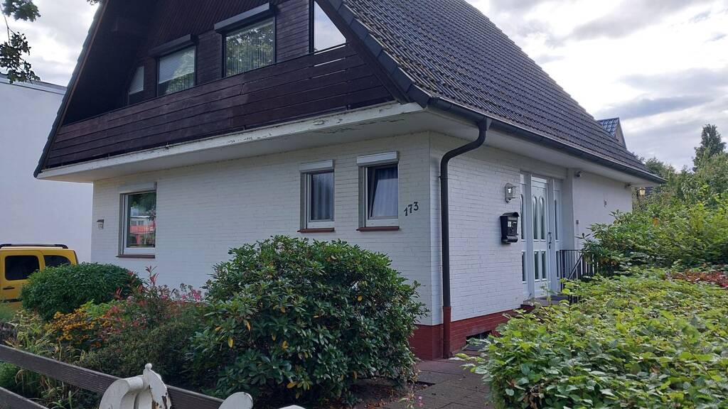 Einfamilienhaus zum Kauf provisionsfrei 515.000 € 6 Zimmer 140 m² 470 m² Grundstück Kieler Str.  173 Bönningstedt 25474