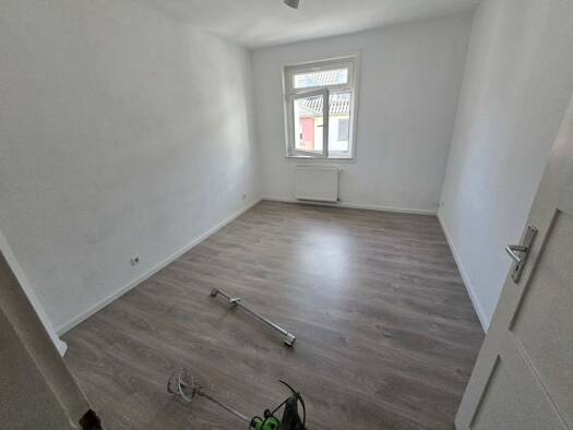 Wohnung zur Miete 598 € 2 Zimmer 45 m² Geschoss 3/4 frei ab sofort Kreuzstraße 52 Bürgel Offenbach am Main 63075