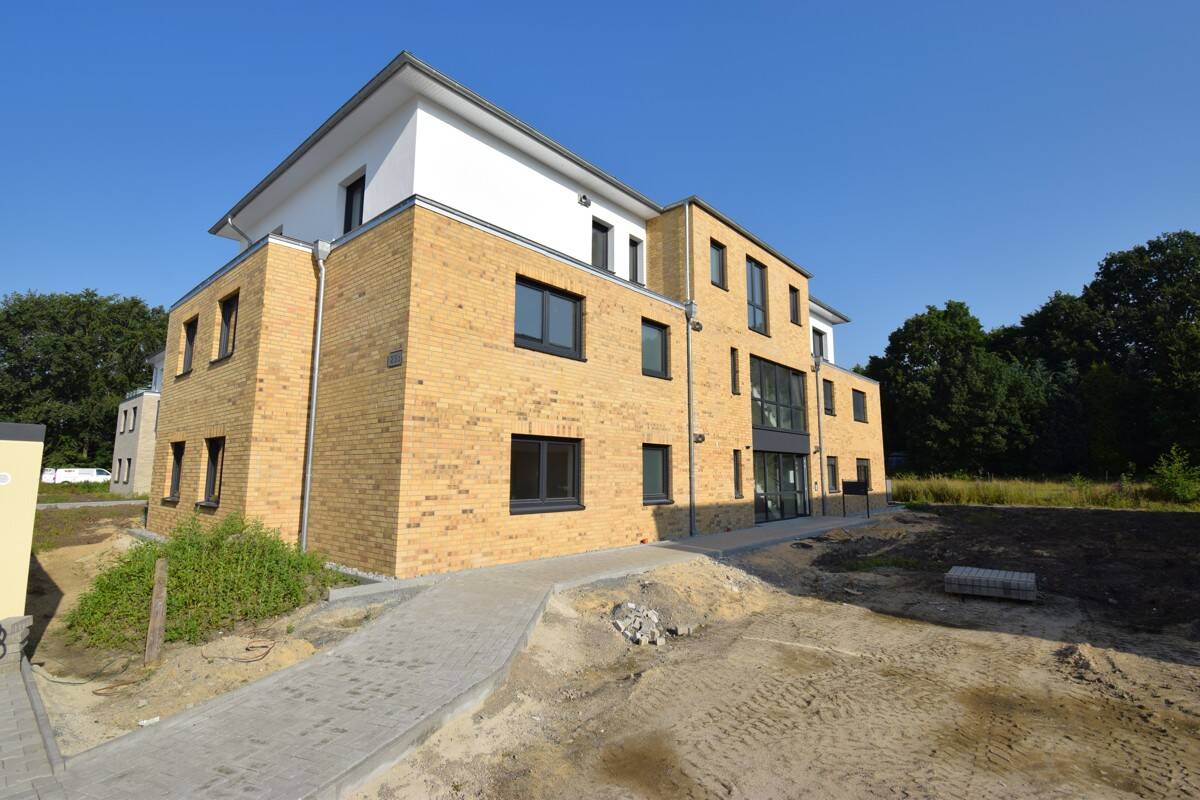 Wohnung zur Miete 1.210 € 3 Zimmer 109,9 m²<br/>Wohnfläche Langen Geestland-Langen 27607