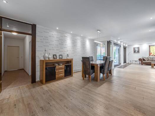 Wohnung zum Kauf 285.000 € 4 Zimmer 148,5 m² Reppenstedt 21391