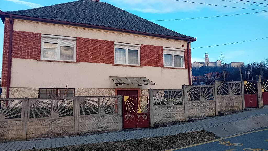 Einfamilienhaus zum Kauf 195.000 € 4 Zimmer 120 m² 1.285 m² Grundstück frei ab sofort Pannonhalma 9090