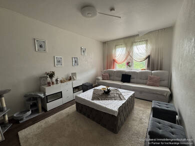 Wohnung zur Miete 900 € 4 Zimmer 90,5 m² 1. Geschoss Maulbronn Maulbronn 75433