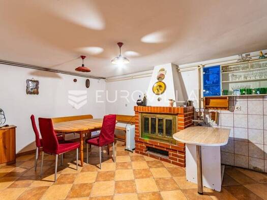 Einfamilienhaus zum Kauf 115.000 € 2 Zimmer 114 m² Jurovčak Sveti Martin na Muri 40313