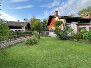 Haus zum Kauf 865.000 € 6 Zimmer 180 m²<br/>Wohnfläche 700 m²<br/>Grundstück ab sofort<br/>Verfügbarkeit Herbststrasse 15 Feldkirchen-Westerham 83620